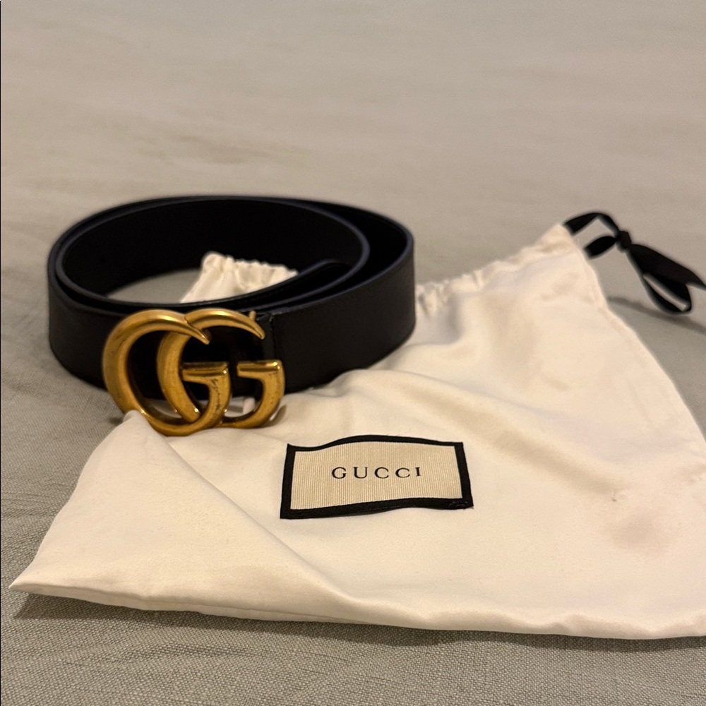 Gucci Black Leather Belt with Gold GG Emblem